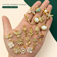 Ciondoli Personalizzabili in Ottone a Forma di Fiore, Stella Marina, Sirena, con Zirconi, Perle, Conchiglie, Resina e Turchese – Elegante Ciondolo da Donna