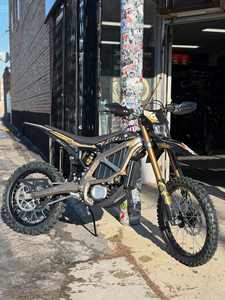 Moto électrique Ultra Bee 90V pour adultes, vélo électrique de route haute performance avec moteur arrière Surr-on - Product Image 2