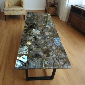 Decoración de Mesa de Lujo Hecha a Mano con Piedra Preciosa de Labradorita, Diseño de Amor de Halloween - Product Image 1