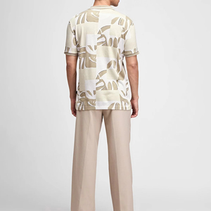 Polos personalizados de algodón orgánico para hombre con logotipo bordado, camiseta informal transpirable suave de verano de alta calidad - Product Image 3