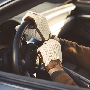 Gants de conduite unisexe en cuir véritable Gants d'équitation en peau d'agneau avec dos en crochet pour hommes et femmes - Product Image 6