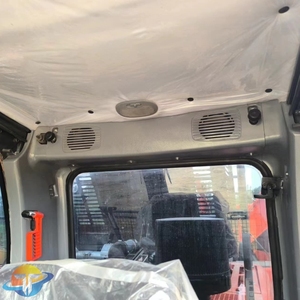 Excavadora Usada de Alta Calidad Doosan DX225LC Modelo 2022 con 801 Horas en Stock Listo para la Venta - Product Image 2