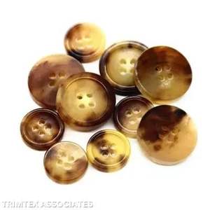 Boutons en corne de buffle polie à 4 trous pour vêtements de créateurs Produit tendance provenant d'un fabricant indien - Product Image 6
