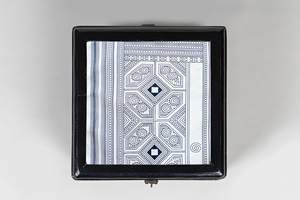 Boîte à bijoux en bois personnalisée haut de gamme pour les marchés de boutiques et d'exportation avec des motifs uniques peints à la main - Product Image 4