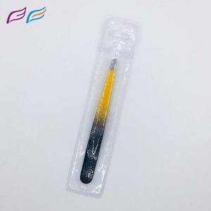 Pince à épiler noire en acier inoxydable avec logo personnalisé, pince à épiler biseautée, vente chaude, fabricant OEM ODM, fournisseur d'outils de beauté - Product Image 6