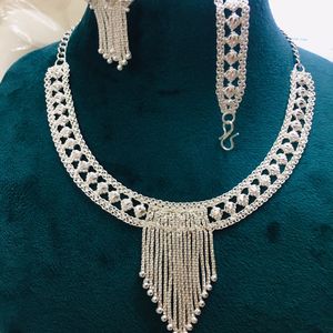 Ready to Ship DDP FASHION JEWELLERY <b>NECKLACE</b> SET <b>for</b> WOMEN DAUGHTER DAY GIFT 18K GOLD PLATTED READY to SHIP BULK STOCK - Product Image 5