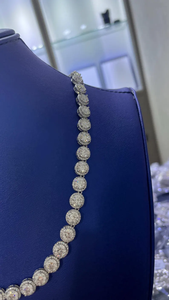 Collar Halo de Plata Premium, Collar Clásico de Plata con Piedra Redonda, Collar de Plata de Diseño para Uso Diario - Product Image 5