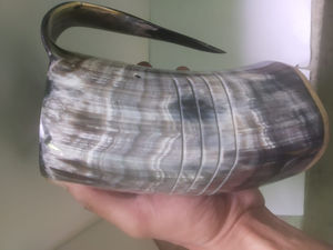Cuerno de buey para beber vikingo Taza de cuerno auténtico con funda de cinturón de cuero soporte de hierro Taza de cuerno natural DE ARTESANÍA DE LUJO A PRECIO BAJO - Product Image 5