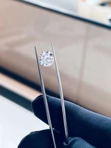 ควอตซ์สังเคราะห์0.92กะรัตได้รับการรับรอง SI1รูปทรงสดใส6.22 6.24 3.86 2A IGI - Product Image 4