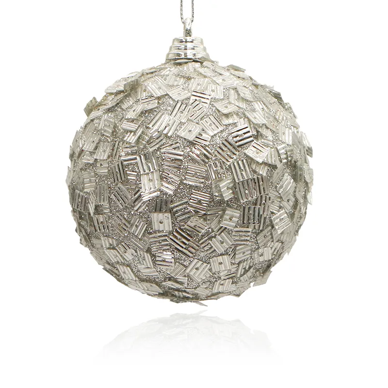 زينة كرة عيد الميلاد مصنوعة يدويًا من الفوم مقاس 70-120 ملليمترًا لتزيين شجرة عيد الميلاد وتعليق الكرات لعيد الميلاد إصدار عام 2024