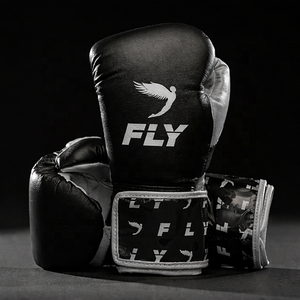 Guantes de Boxeo Personalizados con Diseño Blanco y Negro, Logotipo Personalizado, Cierre de Correa, para Deportes, Gimnasio, Entrenamiento, Artes Marciales Mixtas - Product Image 2