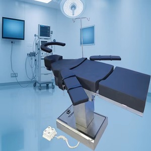 Table d'opération électrique ophtalmique SI SURGICAL avec télécommande et fonction d'inclinaison pour les hôpitaux et les cliniques disponible au meilleur prix - Product Image 1