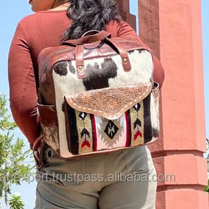 ใหม่Cowhideเป้สไตล์ตะวันตกมือTooledกระเป๋านักเรียนUnisex Multiคุณภาพสูงใช้เป้ขายส่งผลิตภัณฑ์จํานวนมาก - Product Image 3