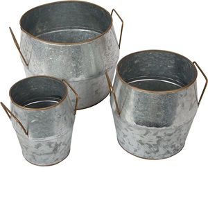 Finition personnalisée Design incurvé à la main avec poignées Produit de vente populaire Jardinière en métal pour la fête Jardinière de forme personnalisée - Product Image 5