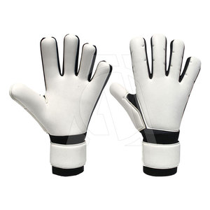 2024 Gants de gardien de but fabriqués en usine les plus vendus Nouveau style en cuir respirant - Product Image 1
