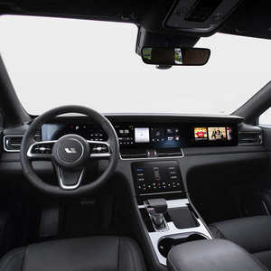 SUV hybride à autonomie étendue d'occasion 2023 2024, autonomie NEDC de 401 à 500 km, moteur de 150 à 200 kW, couple de 100 à 200 Nm, batterie de 110 kWh, automatique - Product Image 5