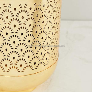 High Quality Customized <b>Gold</b> Metal <b>Lantern</b> in Low Price - Product Image 3