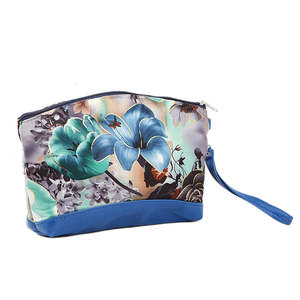 Bolsa con estampado de flores para mujer - Azul real - Product Image 1