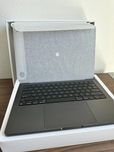 Nueva Laptop Apple MacBook Pro de 14-16 Pulgadas, 512GB/1TB SSD, M4 Pro/M5, 24GB/32GB RAM, 1TB/2TB SSD, a Precio Accesible - Product Image 4