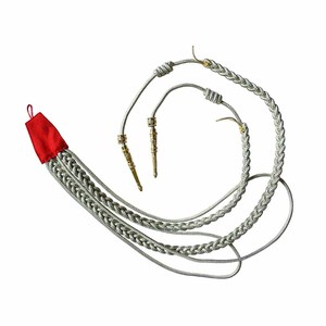 Marruecos de color plateado, las puntas de color dorado. Agujetas de Seda Blancas con Etiquetas Plateadas, Cordón de Macramé Recubierto, Acabado para Prendas - Product Image 1