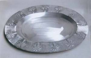 Bandeja de Metal para Chocolates y Dulces, Diseño Clásico y Elegante, Hecha a Mano - Product Image 6