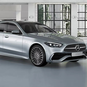 MEJOR OFERTA, AUTO USADO IMPECABLE 2024 A-M-G C 43 4-MATIC con Volante a la Derecha y Componentes de Plástico - Product Image 1