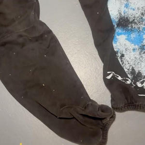 Pantalones de chándal de invierno para hombre, de tejido grueso, con lavado ácido, cremallera, estampado DTG, pedrería personalizada y lavado vintage - Product Image 5