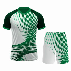 Ensemble de maillots de football personnalisés de qualité supérieure 100% polyester imprimé par sublimation uniformes durables confortables à séchage rapide pour équipes Service OEM - Product Image 6