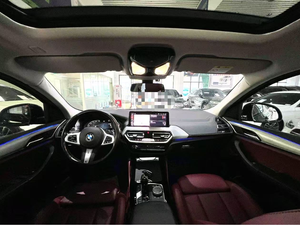 SUV de Gasolina de Alto Rendimiento con Tapicería de Cuero Turbo, Auto Usado Americano con Volante a la Derecha, Tipo XDrive 25i M Sport, Techo Panorámico - Product Image 5