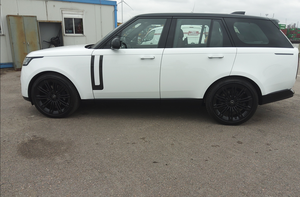 Aménagement intérieur Range Rover d'occasion : personnalisation des sièges en cuir Aero, toit ouvrant panoramique, écran tactile pour Vogue Convertible L538 - Product Image 4