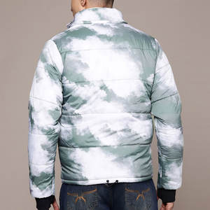 Veste d'hiver pour homme, nouvelle collection, style North Puffer, col montant, logo frontal, patchwork, couleur unie, imperméable et respirante, vente en gros - Product Image 3