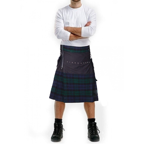 Derniers kilts élégants pour hommes de taille XL Kilts Highland de couleurs unies avec cuir de basson professionnel de type cor français - Product Image 1