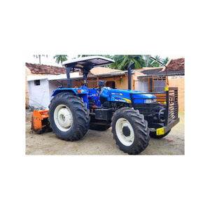 Tractor agrícola Holland con implementos ideales para arar, labrar, cosechar - Product Image 2