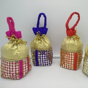 Kadınlar için yeni özelleştirilmiş Potli çanta kare hediye kutusu bayanlar için Potli çanta hediye parti çanta için bilek çanta sikke Potli çanta - Product Image 1