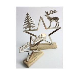 Nouvelle pièce maîtresse de vacances en bois et en métal au design charmant vintage et confortable, idéale pour les décorations de Noël rustiques. - Product Image 1