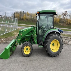 Tracteur John Deere 4044M 4x4 disponible avec outils complets acheter une qualité supérieure livraison rapide maintenant au prix de gros à vendre - Product Image 1
