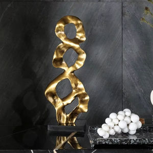 Sculpture d'art en métal de table, conçue pour rehausser les espaces intérieurs avec de la texture et de l'intérêt visuel - Product Image 1