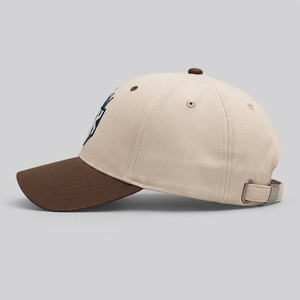 Gorra de béisbol con logotipo personalizado, tela premium, transpirable, cómoda, ajustable, construcción duradera, ideal para marcas y equipos. - Product Image 5