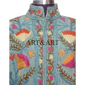 Chaqueta de Mujer Bordada a Mano con Diseño Floral, Estilo Suzani, Acolchada, de Algodón Tejido, Largo Regular, Ideal para Regalo - Product Image 3