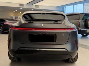 2025 A v a a t r  110kWh AWD Sedán Litio R18 Cuero Diseño Restaurado Más Vendido Coche para Adultos Listo para Enviar - Product Image 5
