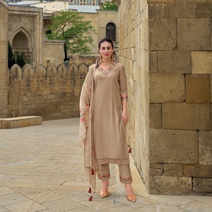 Kurta de tissu viscose indien de haute qualité pour fête et mariage occasionnel au meilleur prix - Product Image 1