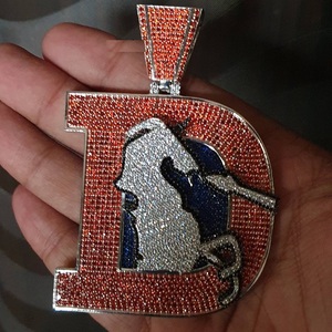 เพชรโมอิสทรงกลม3.50สำหรับผู้ชายพร้อมจี้เครื่องรางสีทองคำขาวชุบเงิน - Product Image 3