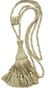 Attache de rideau décorative à pompons - Product Image 3