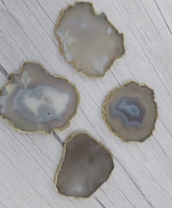Posavasos de ágata chapados en oro natural al por mayor, rebanada de ágata gris grabada, geoda de cuarzo, tallado de piedras preciosas para decoración del hogar - Product Image 5