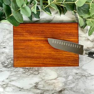 Planche à découper en bois avec poignée, lavable au lave-vaisselle, écologique, antibactérienne, en résine, planche à découper pour le fromage, de haute qualité - Product Image 2