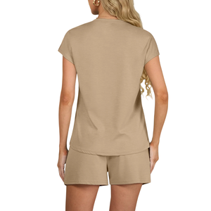 Conjunto de pantalones cortos deportivos de talla regular para mujer, Jersey aireado y pantalones cortos elásticos, ropa deportiva elegante, conjunto de pantalones cortos para mujer al por mayor - Product Image 2