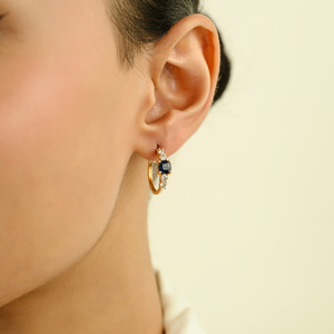 Pendientes de Aro Finos de Oro Amarillo K14 con Zafiro Azul y Diamantes, Piedra de Nacimiento de Septiembre, Diseño de Joyería de Última Moda, Calidad Premium - Product Image 2