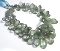 Perles de pierres précieuses naturelles de qualité supérieure en aquamarine mousse bleue taille poire, 10-22mm, 230 carats, lot en gros, brin de 9 pouces, facettées pour bijoux