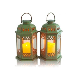 Faroles Marroquíes de Metal Dorado de Diseño Único con Vidrio Transparente Hecho a Mano para Decoración del Hogar, Bodas, Navidad, Ecológicos y Duraderos - Product Image 1