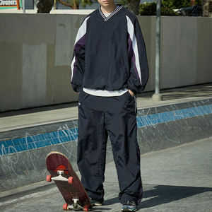 Survêtements en polyester pour hommes, veste et pantalon en nylon à col en V, patchwork, ensembles de jogging pour hommes, survêtement personnalisé pour hommes, vente chaude - Product Image 1